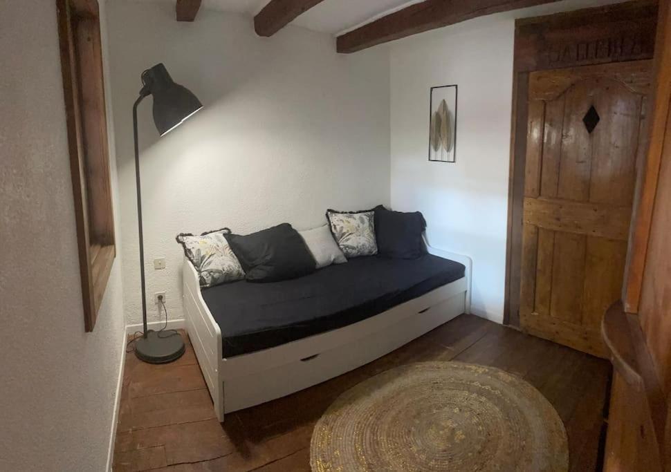 Appartement Plein De Charme - Coeur Vieille Ville Annecy Exterior photo